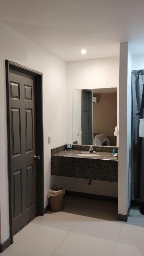Hotel El Rancho Sabinas Hidalgo Εξωτερικό φωτογραφία